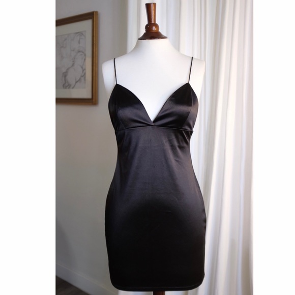 Black Mini Dress | M - Picture 6 of 6